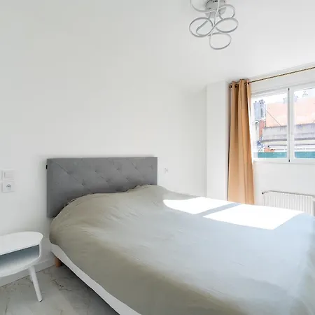 Au Centre De Apartman *