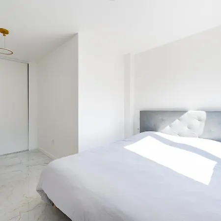 Au Centre De * Paris